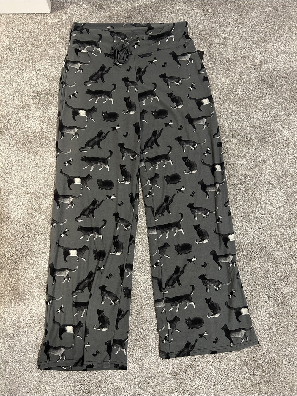 Gray Cat-Print Pajama Pants for Women